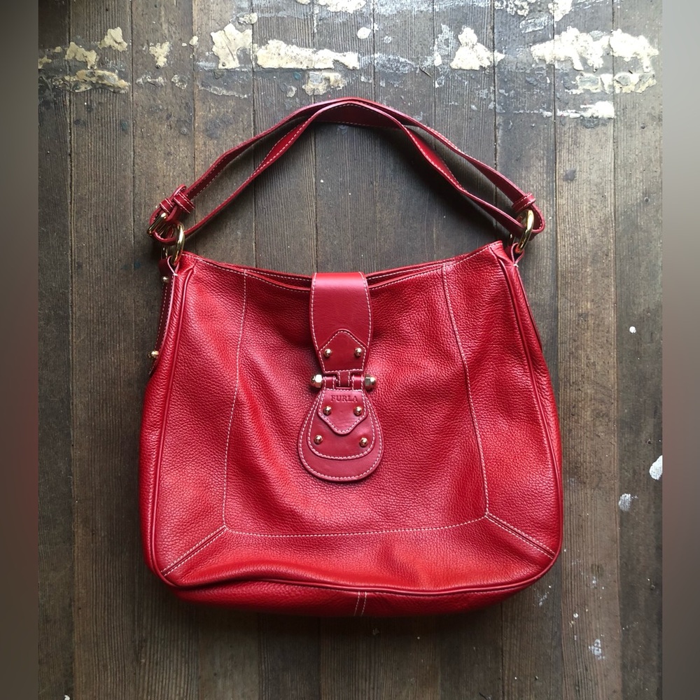Cherry red FURLA